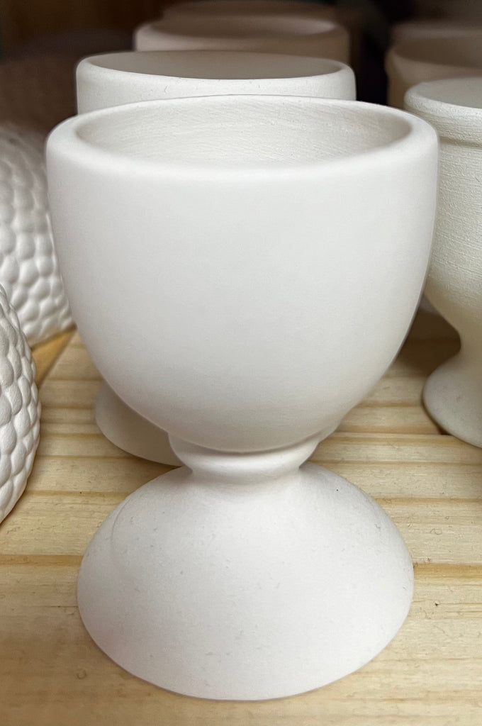 D57 CERAMIC BLANK - EGG CUP PLAIN